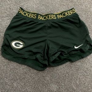 Nike NFL packer football shorts